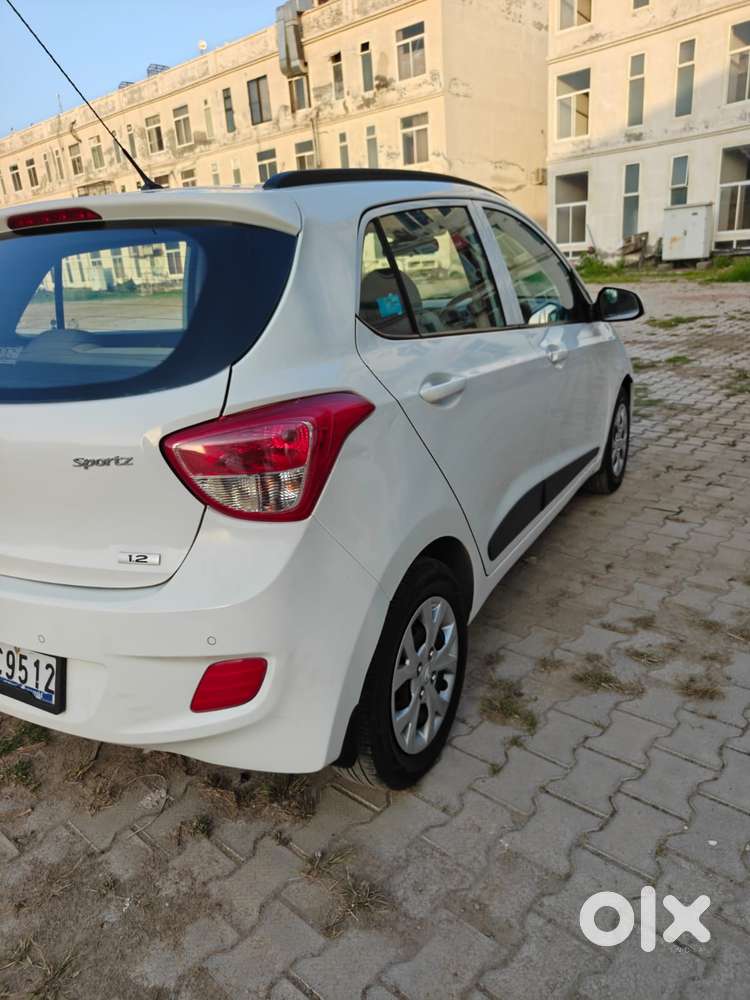 Hyundai Grand I10 Sportz 1.2 Kappa Vtvt, 2015, Petrol