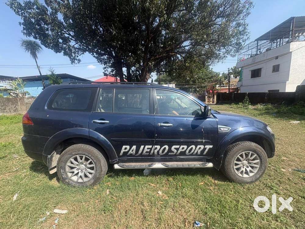Mitsubishi Pajero Sport 2014 Diesel Well Maintained