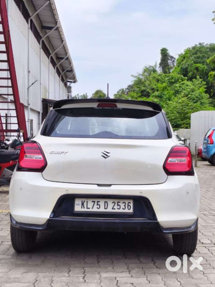 Maruti Suzuki Swift Vxi Ags, 2023, Petrol