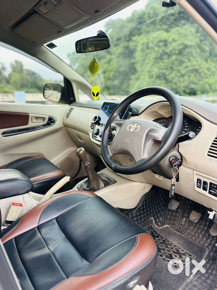Toyota Innova 2.5 G (diesel) 7 Seater, 2013, Diesel