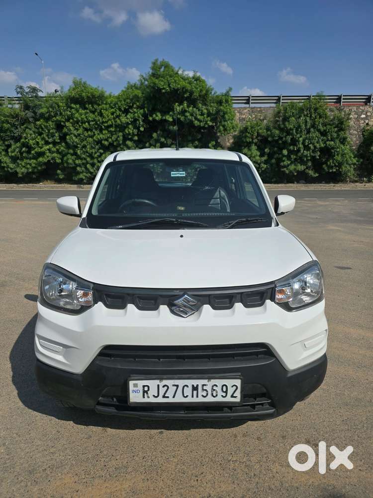 Maruti Suzuki S-presso Vxi Opt, 2023, Petrol
