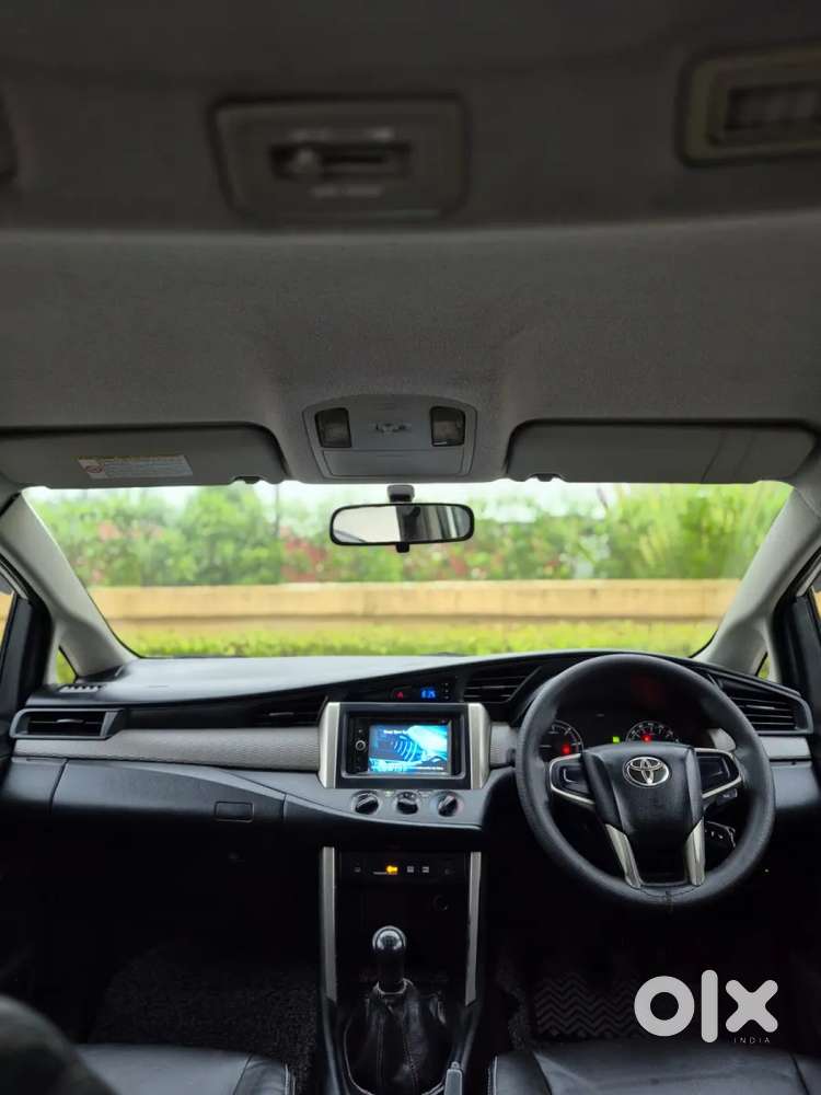Toyota Innova Crysta [2020-ongoing] 2.4 Gx 7 Str, 2016, Diesel