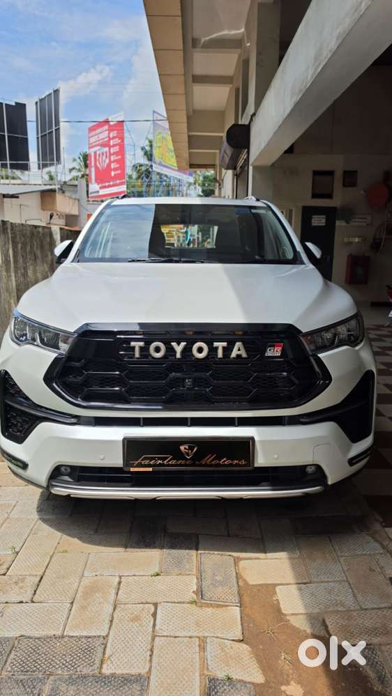 Toyota Innova Hycross 2.0 Vx (o) Hybrid 7 Str, 2024, Petrol