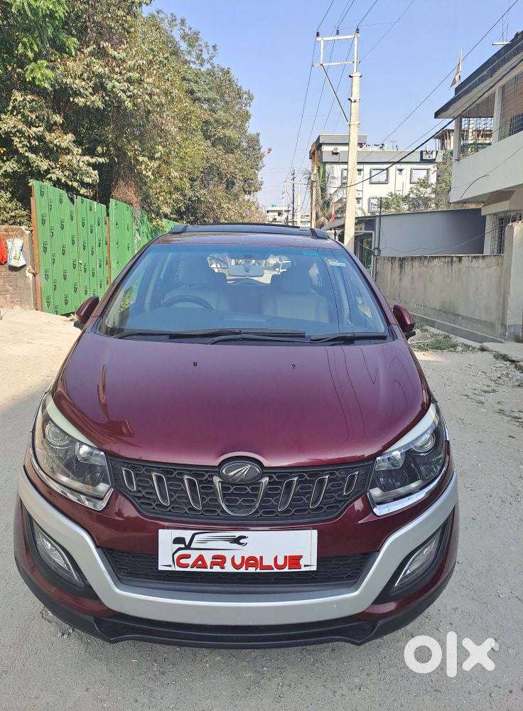 Mahindra Marazzo M8, 2018, Diesel