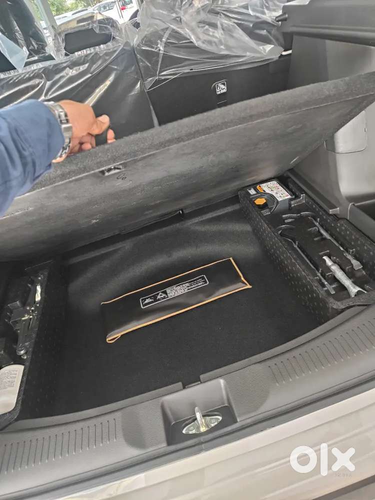 Toyota Urban Cruiser 2026 Petrol Manual