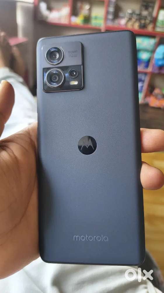 Moto edge 30 fusion with all original accessories