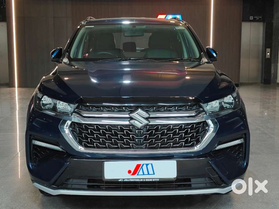 Maruti Suzuki Invicto Zeta Plus 7str, 2023, Petrol