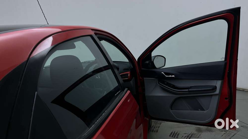 Tata Tiago Xza Plus Dual Tone, 2021, Petrol
