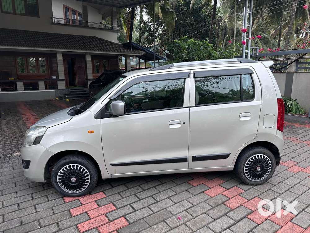Maruti Suzuki Wagon R Amt Vxi Plus, 2016, Petrol