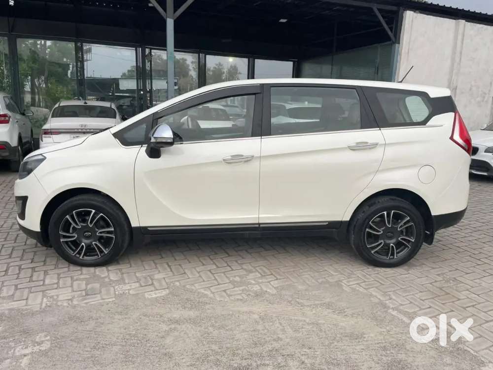 Mahindra Marazzo 2020 Diesel 58000 Km Driven
