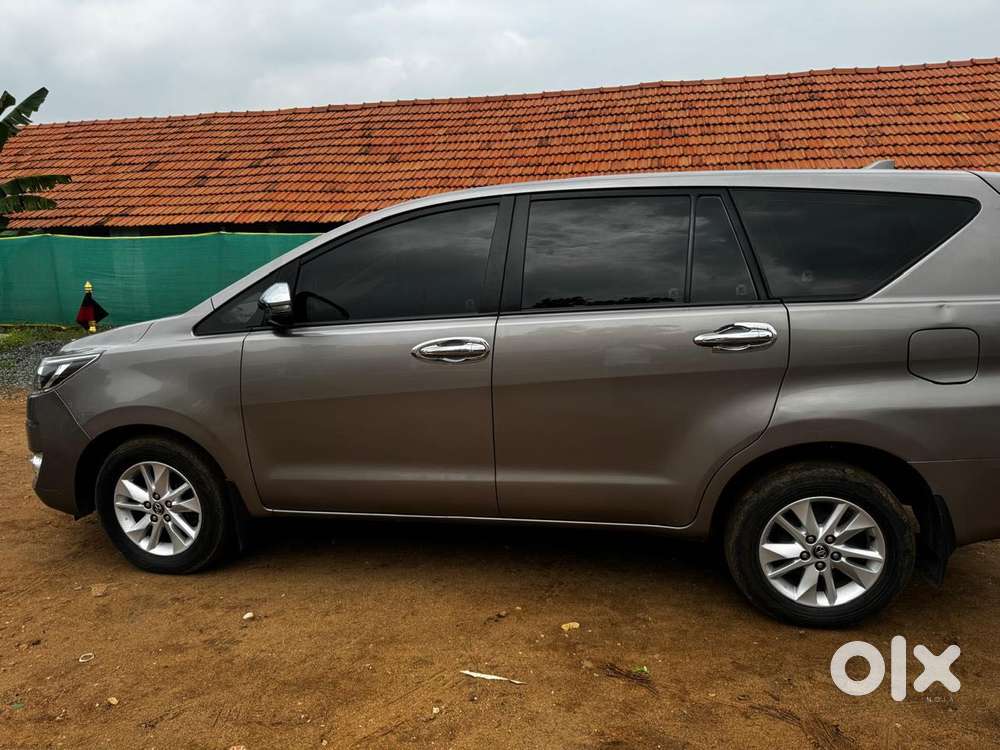 Toyota Innova Crysta 2.4 G Mt, 2019, Diesel