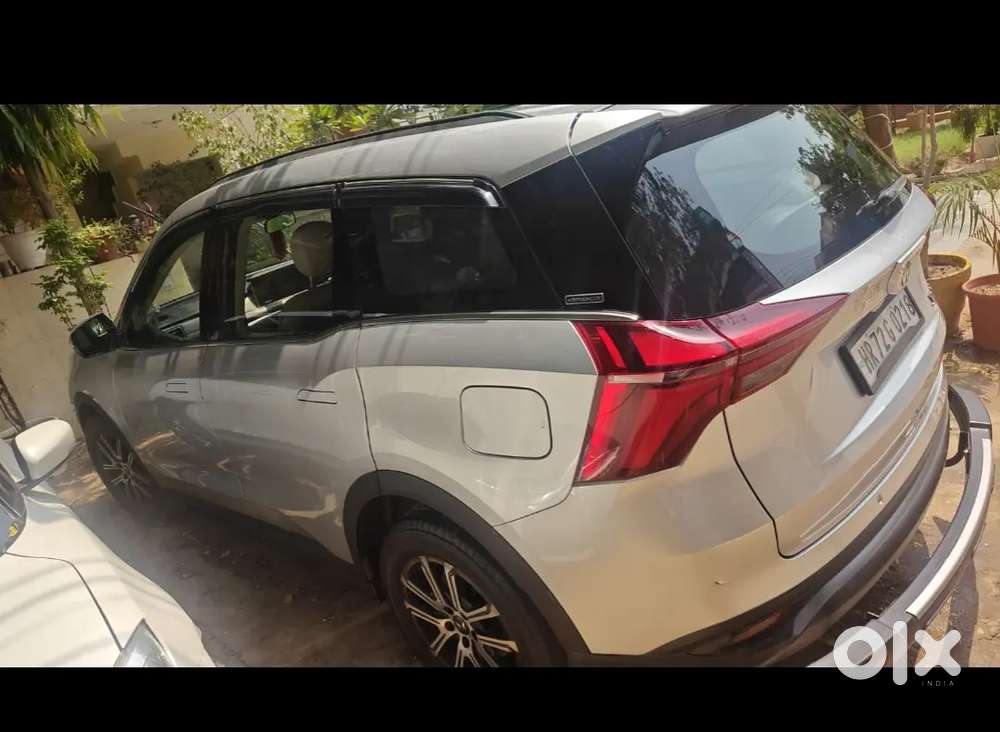 Mahindra Xuv700 Ax7 2022