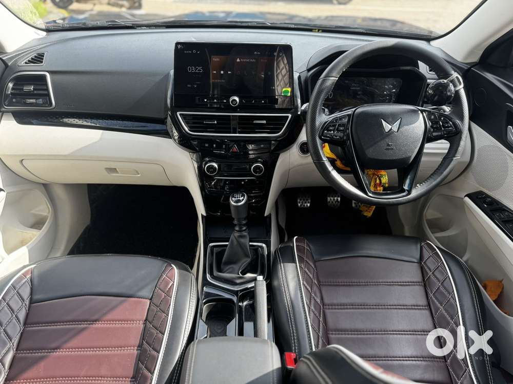 Mahindra Xuv 3xo Ax5l Pg Mt, 2024, Petrol