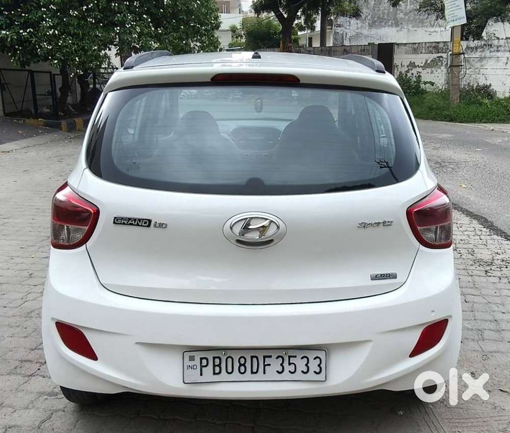 Hyundai Grand I10 Nios Sportz, 2016, Diesel