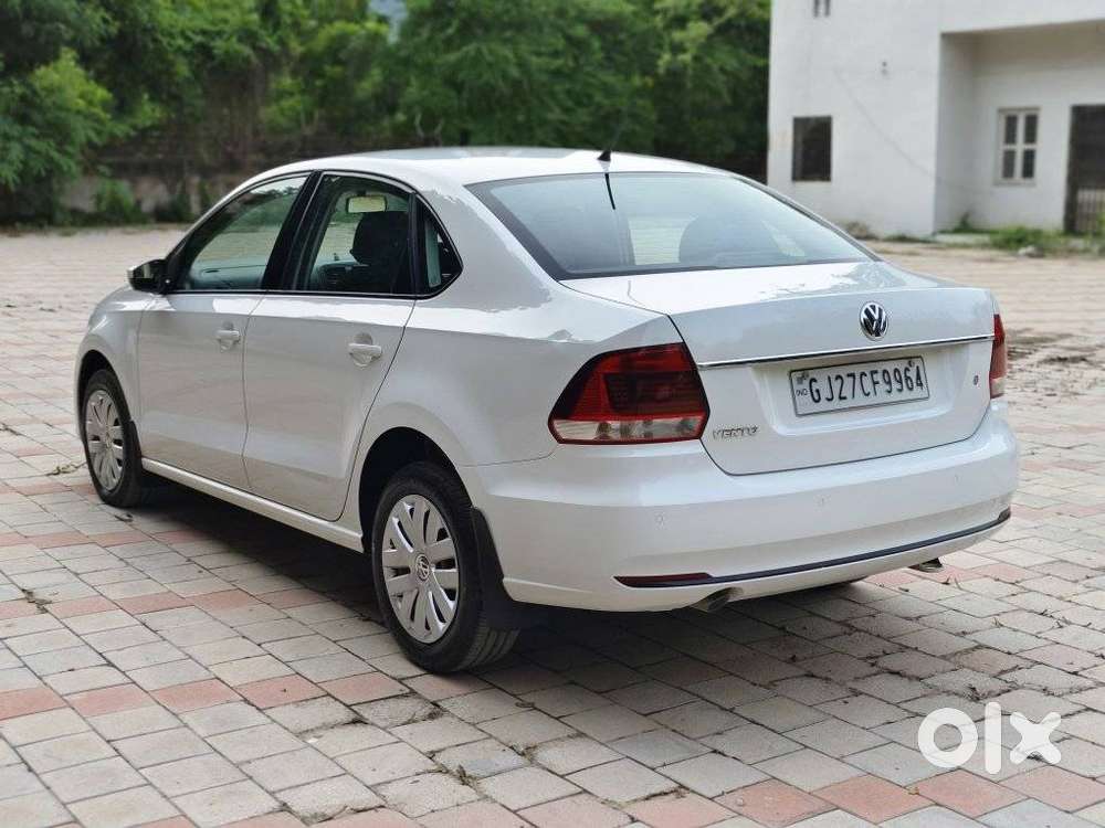 Volkswagen Vento 1.6 Comfortline, 2019, Petrol