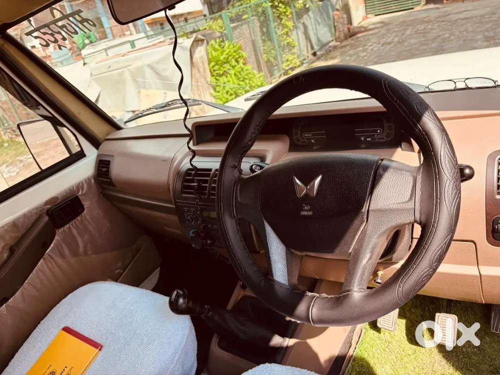 Full Top Brand New Condition Original Tire Ke Sath Full Original Hai