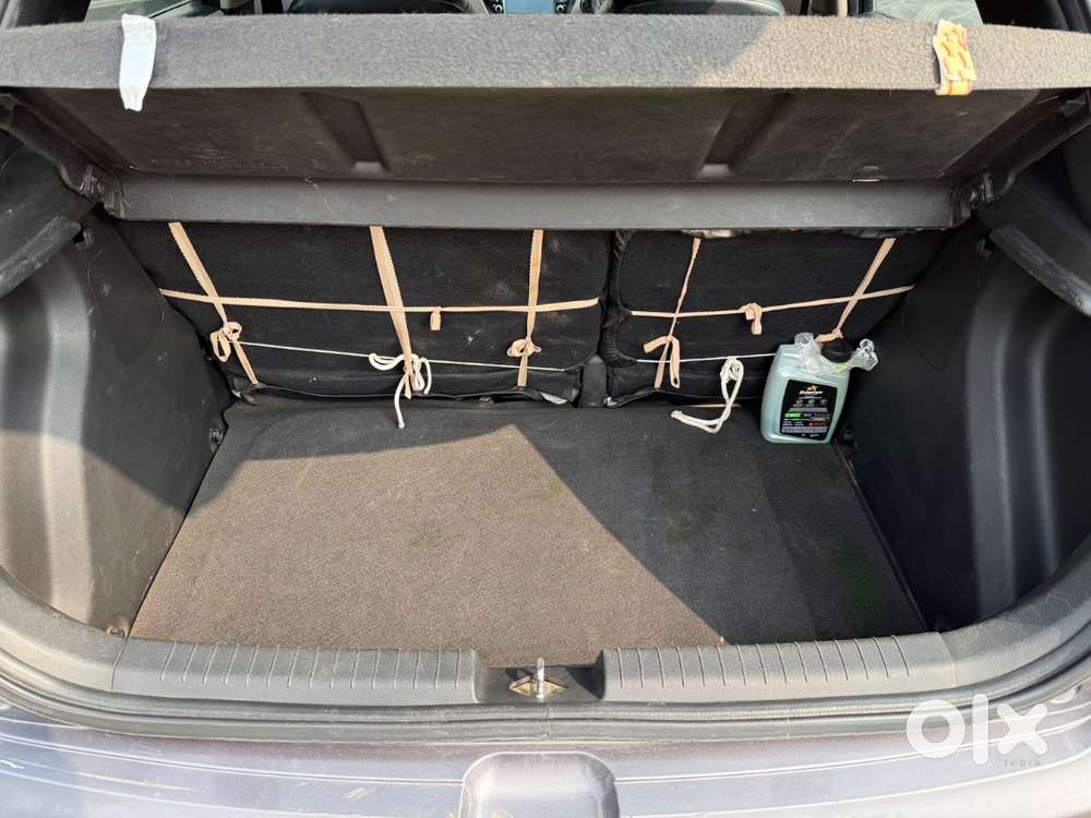 Very Less Driven Premium Hachback Well Maintained Top Model I20