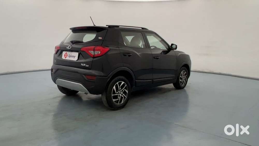Mahindra Xuv300 W8 Option, 2022, Petrol