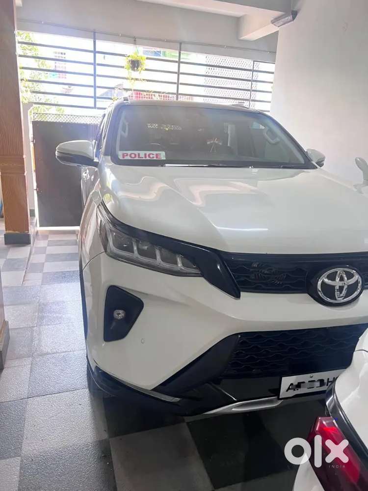 Toyota Fortuner Legender 2021