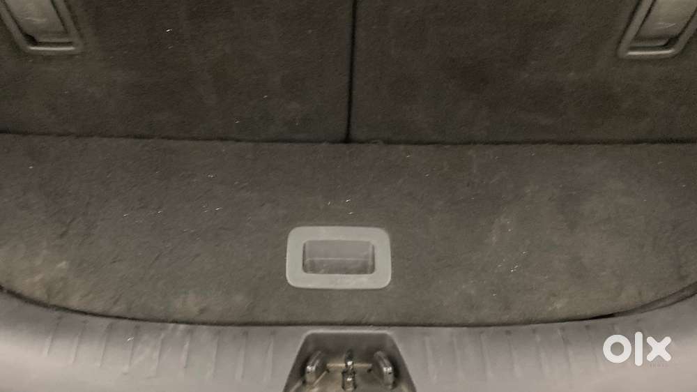 Mahindra Xuv700 2.2 Ax 7 Diesel At Luxury Pack Str Awd, 2022, Diesel