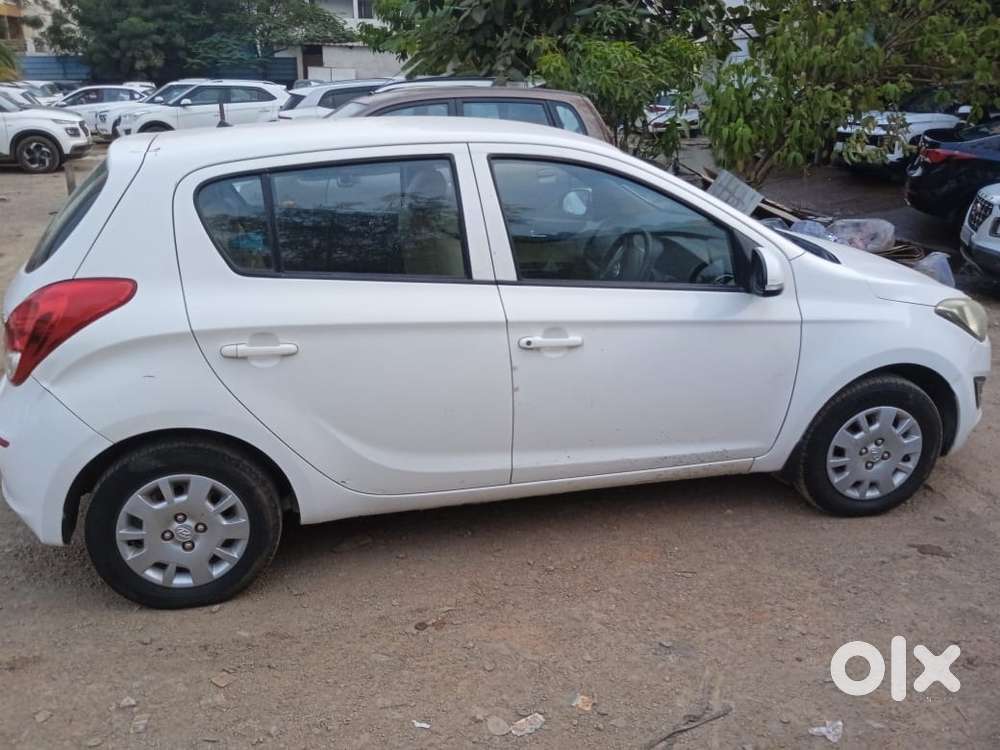 Hyundai I20 Sportz 1.2 Bs-iv, 2013, Petrol