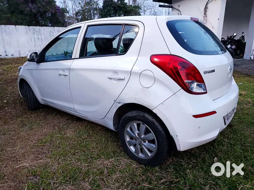 Hyundai I20 2013 Petrol 90000 Km Driven