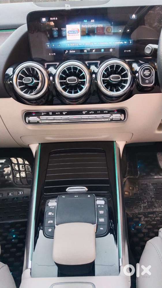 Mercedes-benz Gla 200, 2024, Petrol