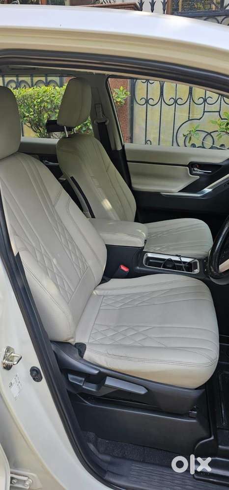 Toyota Innova Hycross 2.0 Gx 8 Str, 2023, Petrol