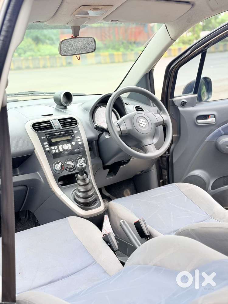Maruti Suzuki Ritz Vxi, 2012, Petrol