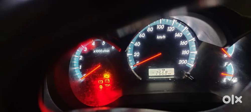 Toyota Fortuner Legender 2014 Diesel 220000 Km Driven