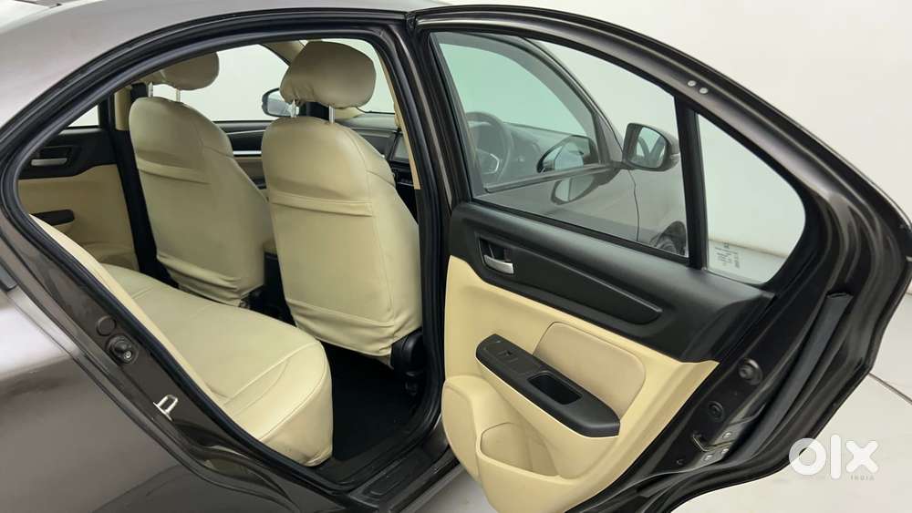 Honda Amaze Vx 1.2 Petrol Mt, 2022, Petrol