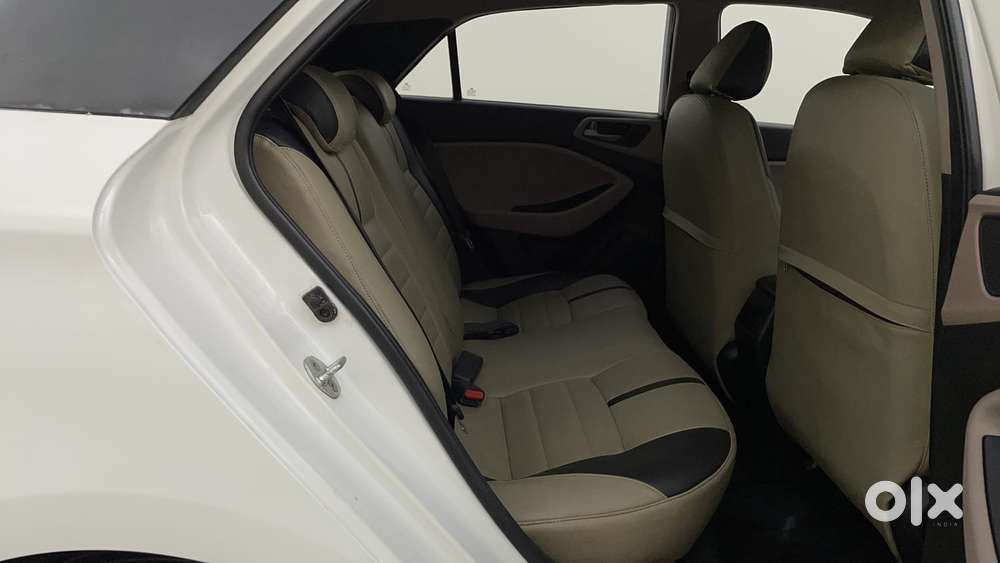 Hyundai Elite I20 Asta Option, 2015, Petrol