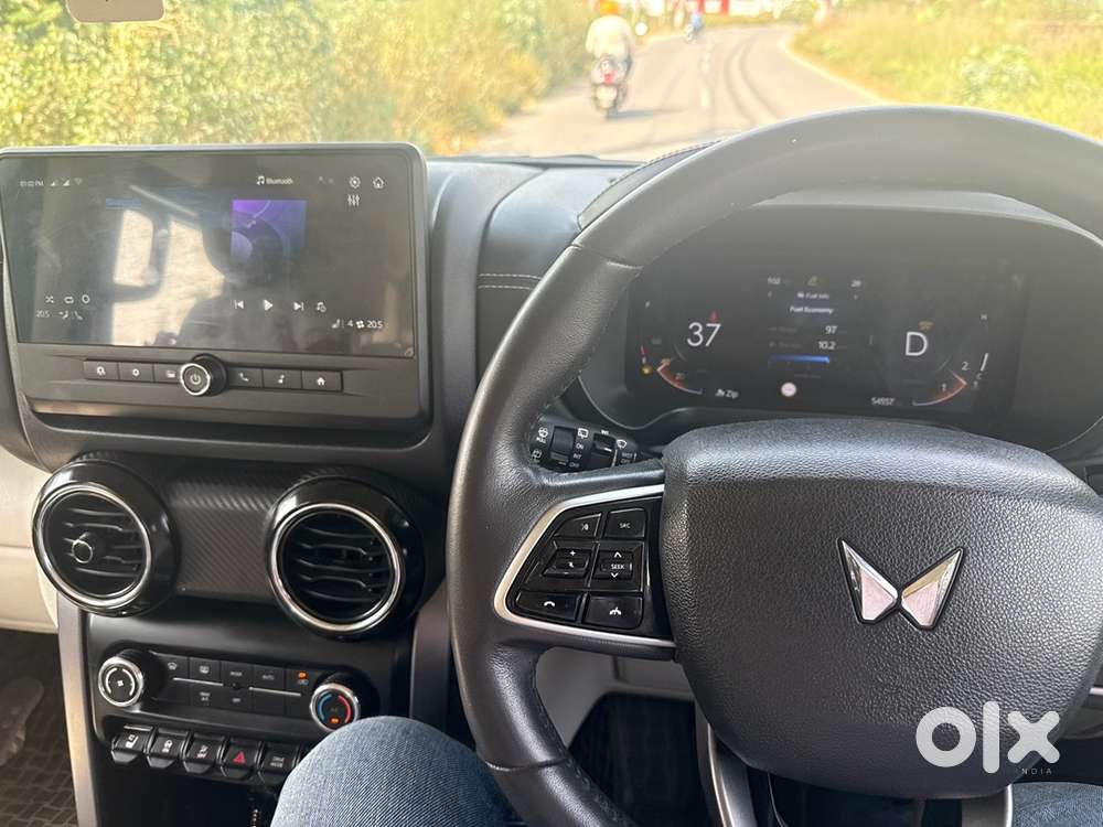 Mahindra Thar Roxx 2025