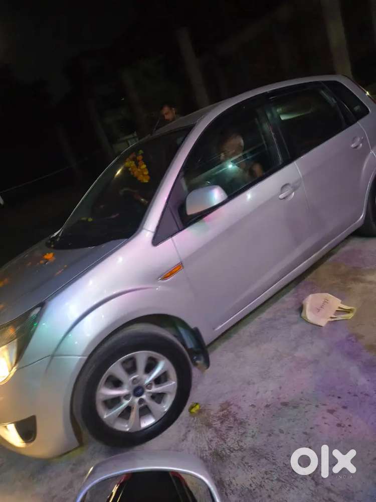 Ford Figo 1.2 Trend 2015 Petrol