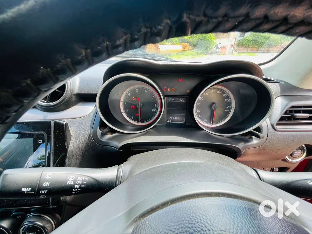 Maruti Suzuki Swift Vvt Zxi, 2023, Petrol