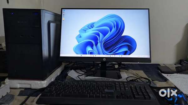 PC CPU Computer in warranty with Monitor keyboard and mouse