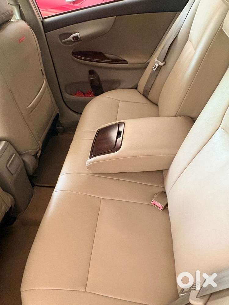 Toyota Corolla Altis 2011 Diesel Well Maintained