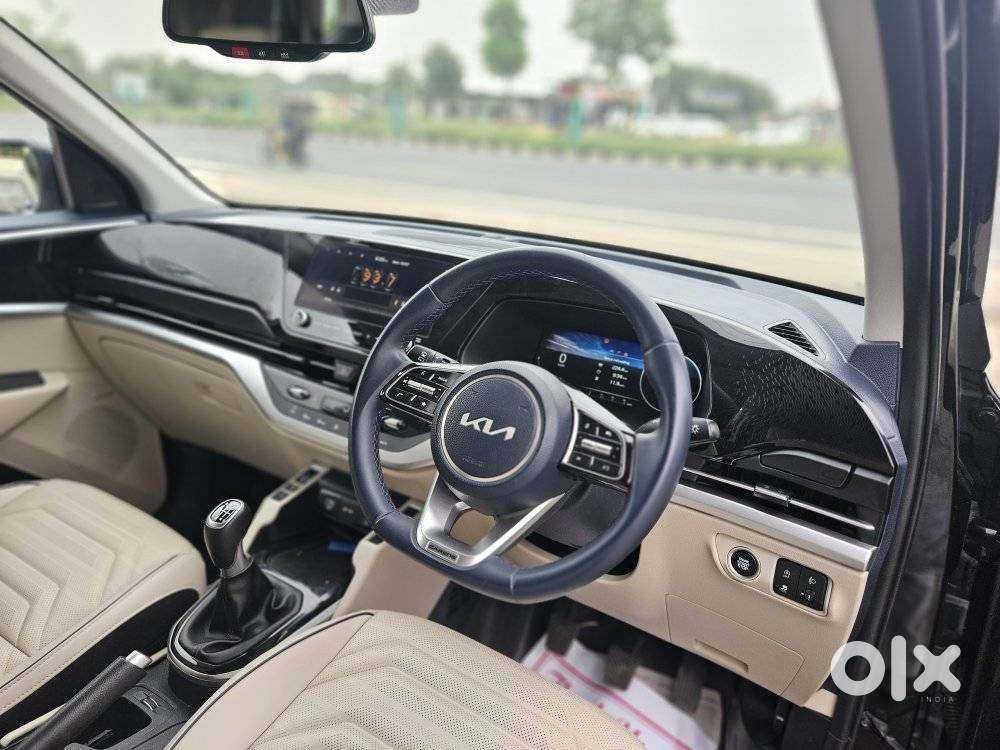Kia Carens 1.5 Luxury Plus Diesel 6 Str, 2024, Diesel
