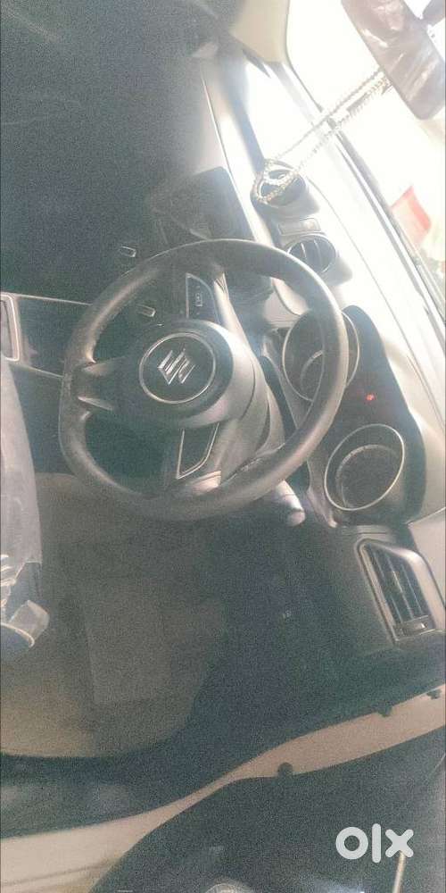 Maruti Suzuki Swift, 2022, Petrol