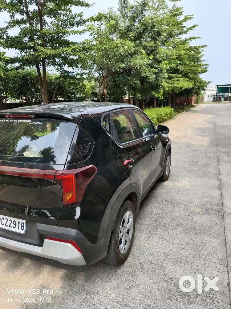 Kia Sonet 2026 Petrol 1800 Km Driven
