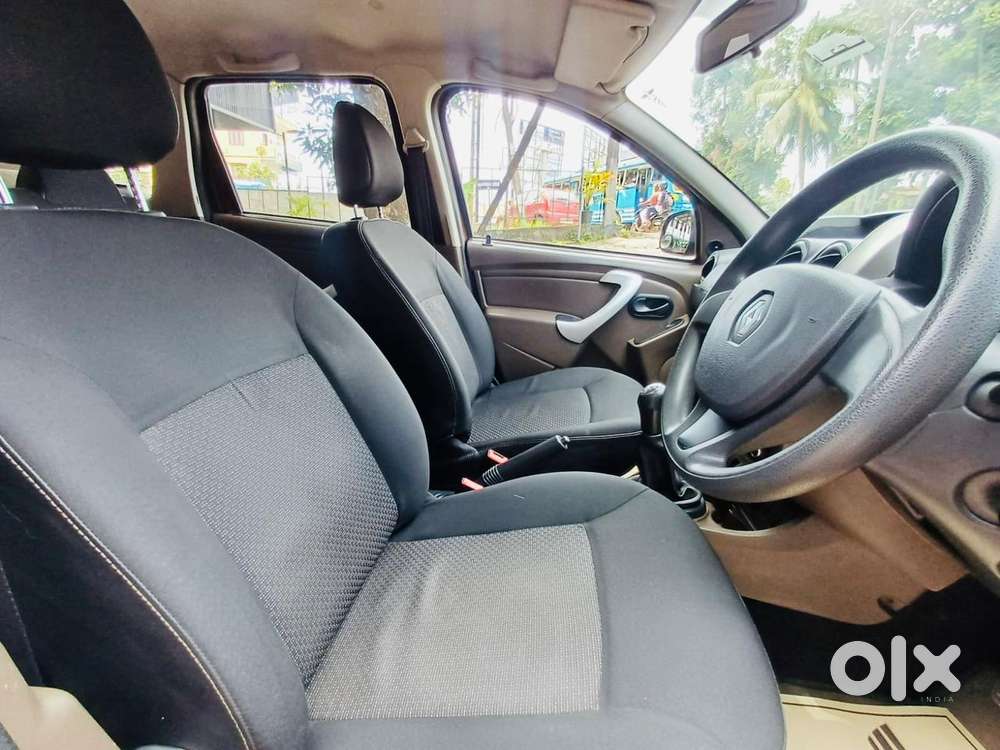 Renault Duster Rxe, 2016, Petrol