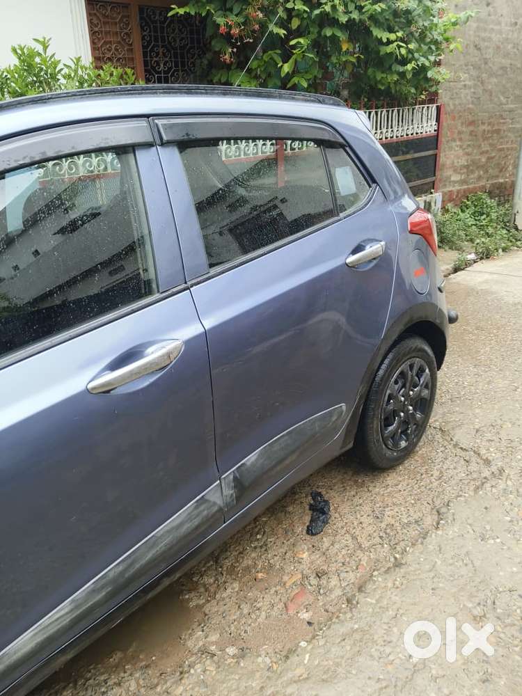 Hyundai Grand I10 Crdi Sportz Celebration Edition, 2016, Diesel