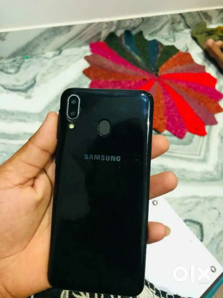 samsung mobile samsung m20 64