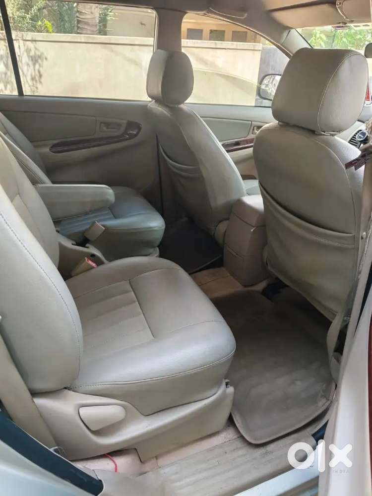 Toyota Innova 2008 Diesel Car G4