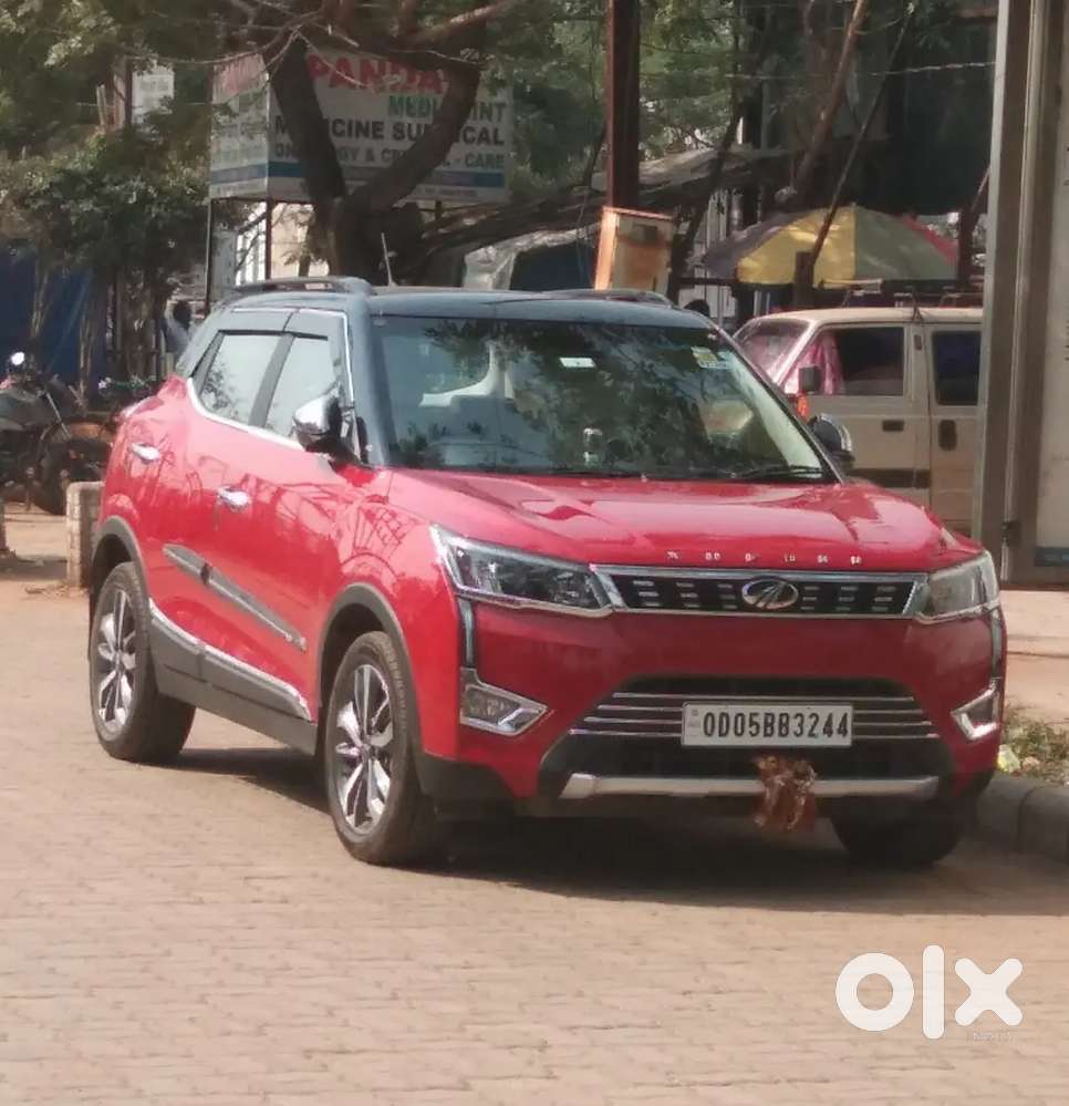 Mahindra Xuv300 2021 Petrol 1st Owner