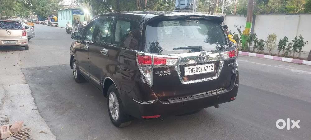 Toyota Innova Crysta