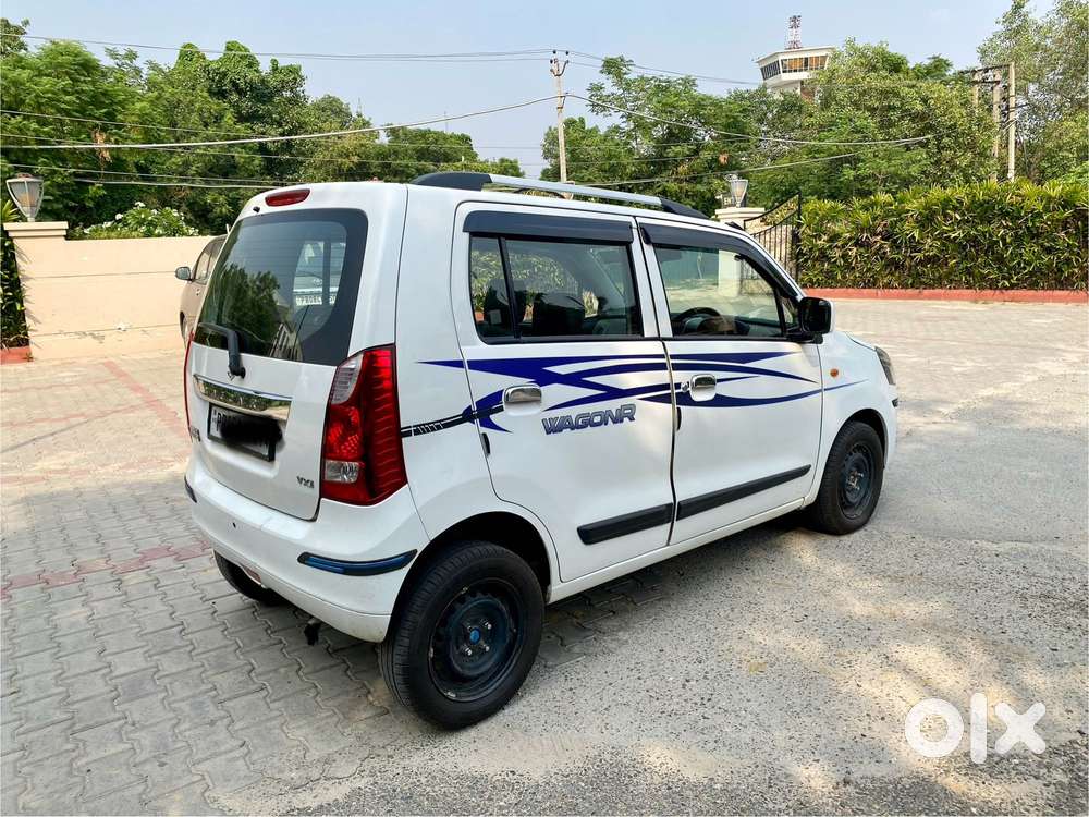 Maruti Suzuki Wagon R Vxi Opt 1.2, 2016, Petrol