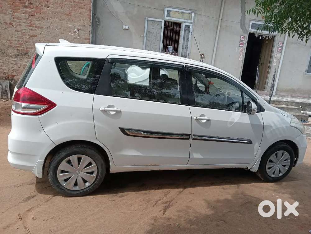 Maruti Suzuki Ertiga 2017 Cng & Hybrids 142000 Km Driven