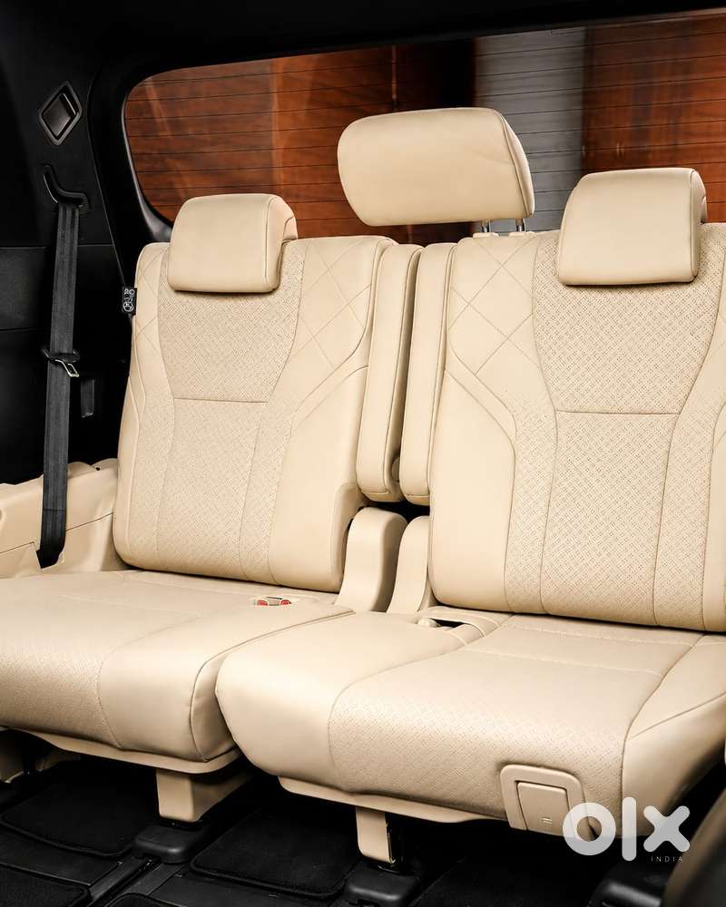 Toyota Vellfire Vip – Executive Lounge, 2024, Petrol