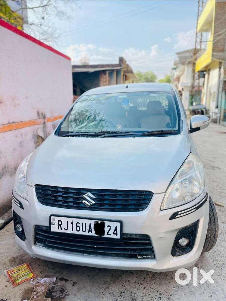 Maruti Suzuki Ertiga 2015 Diesel 90701 Km Driven